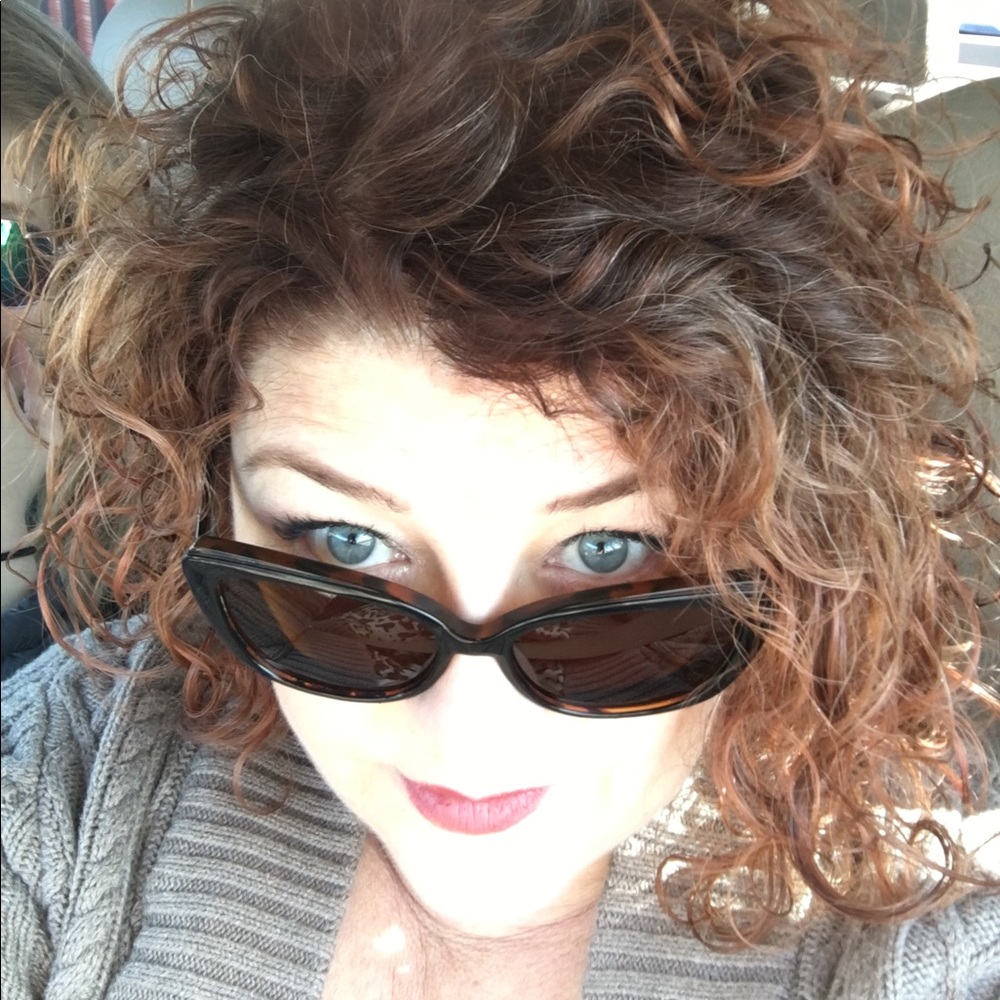 Meet your Posher, Tracy